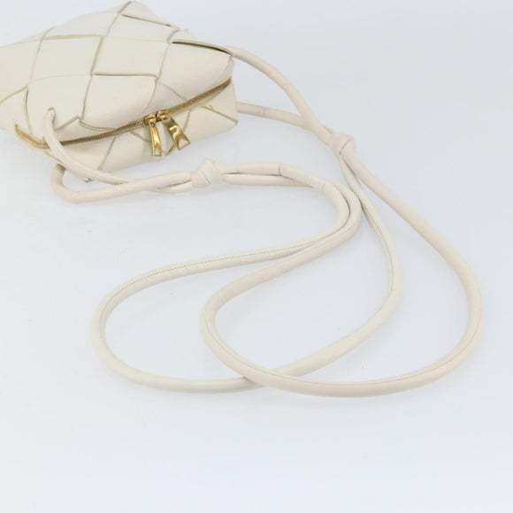BOTTEGA VENETA MAXI INTRECCIATO Cassette Mini Bag Leather White Gold Auth 155708