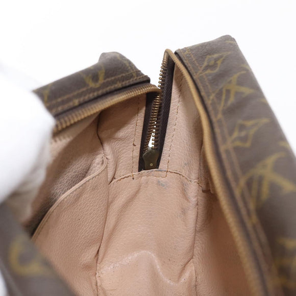 LOUIS VUITTON Monogram Trousse Toilette 28 Clutch Bag M47522 LV Auth 155906