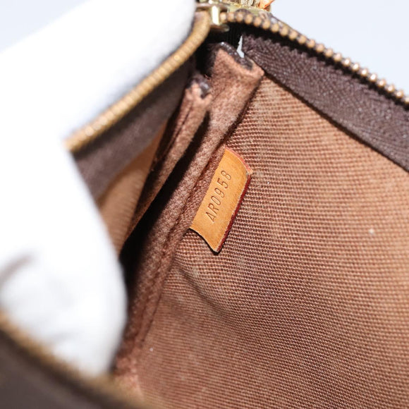LOUIS VUITTON Monogram Pochette Accessoires Pouch M51980 LV Auth 156069
