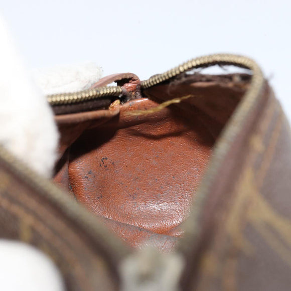 LOUIS VUITTON Monogram Papillon Pouch LV Auth 156082