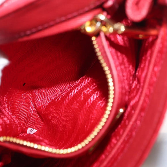PRADA Schoudertas met Ketting Nylon Rood Goud Authenticatie 156490