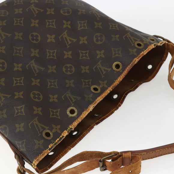 LOUIS VUITTON Monogram Petit Noe Shoulder Bag M42226 LV Auth 156559