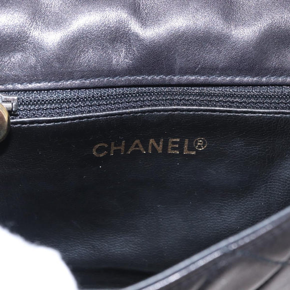 CHANEL Matelasse Waist bag Lamb Skin Black Gold CC Auth 156628V