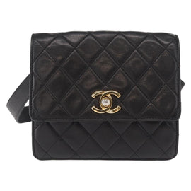 CHANEL Matelasse Waist bag Lamb Skin Black Gold CC Auth 156628V - 0