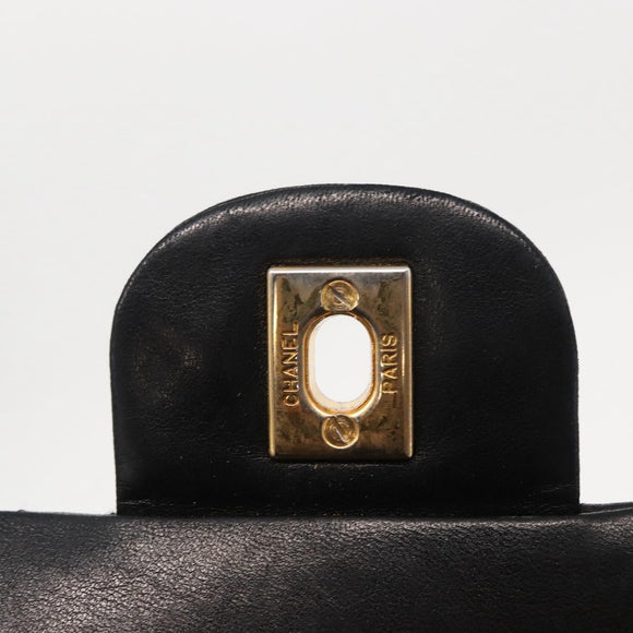CHANEL Matelasse 25 Double Flap Chain Bag Lamb Skin Black Gold CC Auth 156636SAV