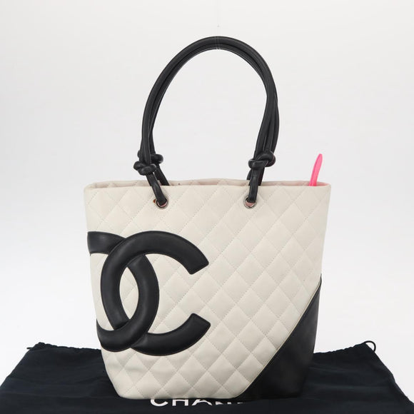 CHANEL Matelasse Medium Cambon Line Bag Calf Skin White Black CC Auth 156639V