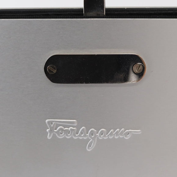 Salvatore Ferragamo Kettentasche Gancini Edelstahl Silber Auth 156983V
