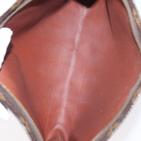 LOUIS VUITTON Monogram Poche Toilette 26 Pouch M47542 LV Auth 157005