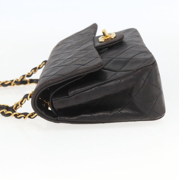 CHANEL Double Flap Matelasse 25 Chain Bag Lamb Skin Black Gold CC Auth 157061SAV