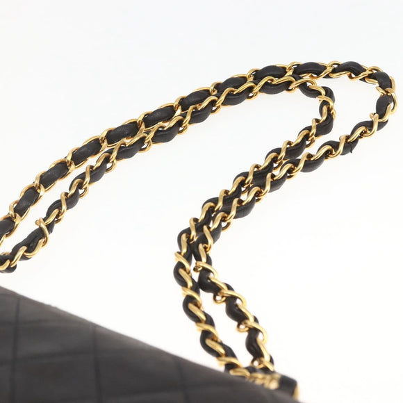 CHANEL Double Flap Matelasse 25 Chain Bag Lamb Skin Black Gold CC Auth 157061SAV