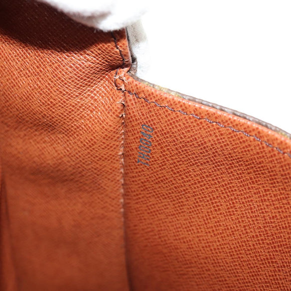 LOUIS VUITTON Monogram Saint Cloud GM Shoulder Bag M51242 LV Auth 157327V