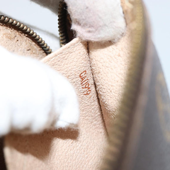 LOUIS VUITTON Monogram Pochette Cosmetic PM Pouch M43998 LV Auth 157374