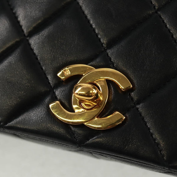 CHANEL Matelasse Chain Shoulder Bag Lamb Skin Black Gold CC Auth 157515SM