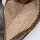 LOUIS VUITTON Monogram Trousse Toilette 28 Clutch Bag M47522 LV Auth 157629-9