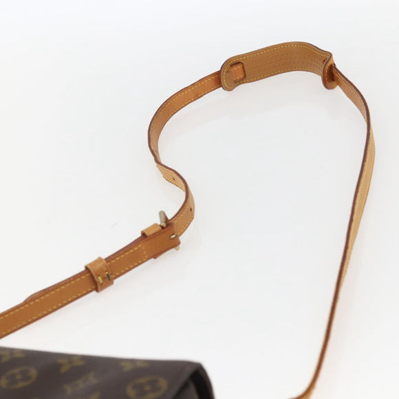 LOUIS VUITTON Monogram Saint Cloud MM Shoulder Bag M51243 LV Auth 157657