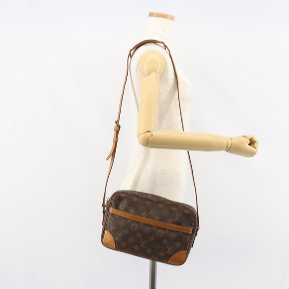 LOUIS VUITTON Monogram Trocadero 27 Shoulder Bag M51274 LV Auth 157711