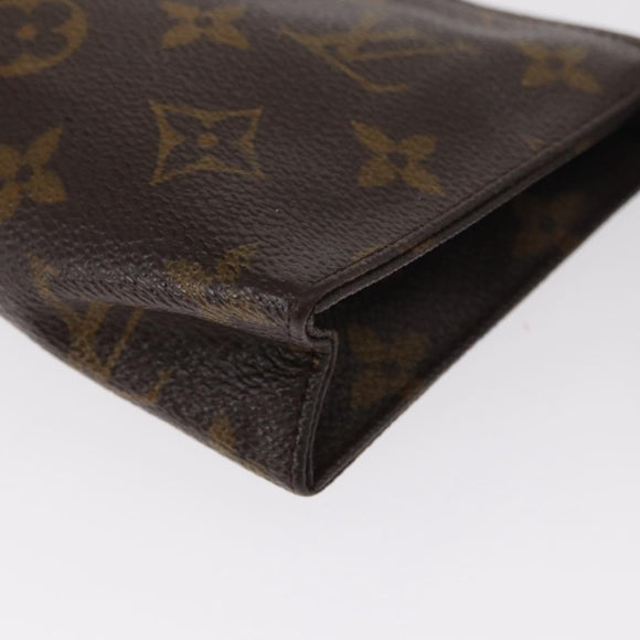 LOUIS VUITTON Monogram Poche Toilette 15 Pouch M47546 LV Auth 157939