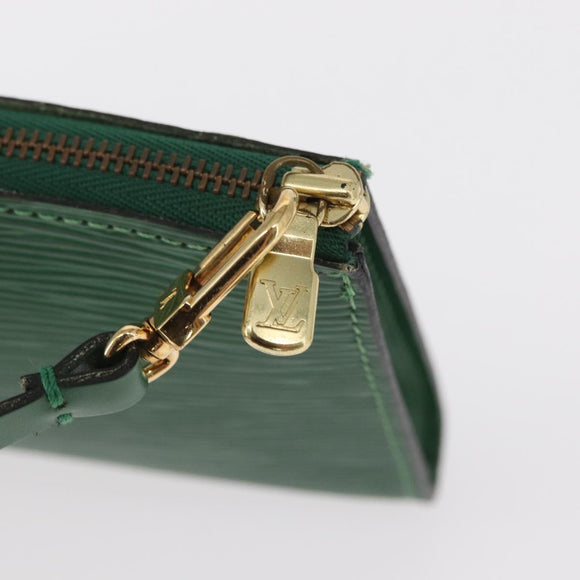 LOUIS VUITTON Epi Pochette Accessoires Accessory Pouch Green M52984 Auth 157941