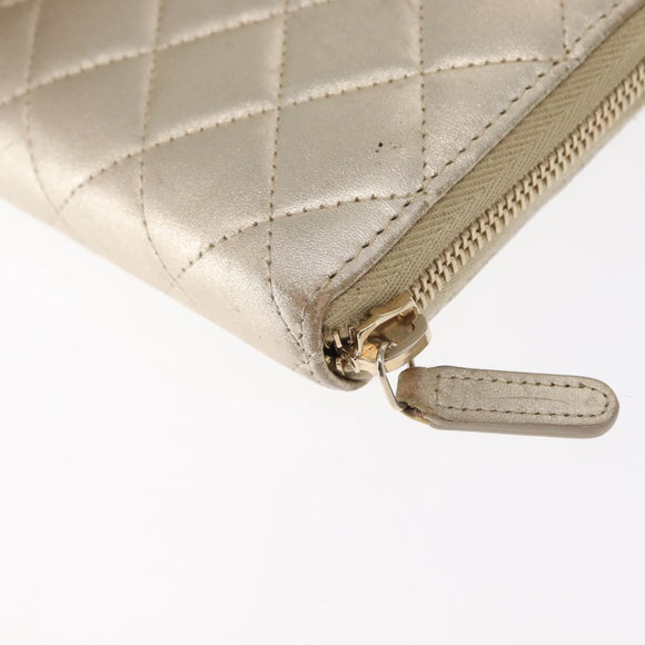CHANEL Matelasse Long Wallet Lamb Skin Gold CC Auth 157953