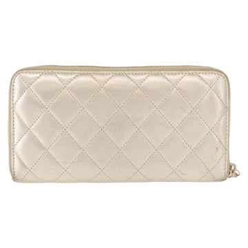 CHANEL Matelasse Long Wallet Lamb Skin Gold CC Auth 157953 - 0