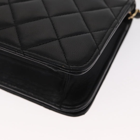 CHANEL Matelasse Chain Shoulder Bag Lamb Skin Black Gold CC Auth 157999SAV