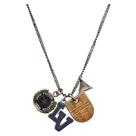 LOUIS VUITTON Collier Charms LV League LV Printed Initials Silver LV Auth 158055