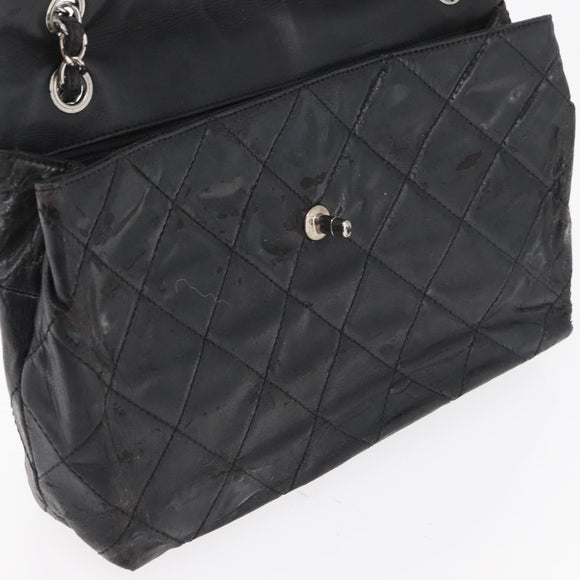 CHANEL Matelasse Chain Shoulder Bag Patent leather Black Silver CC Auth 158095