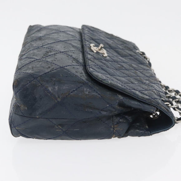 CHANEL Matelasse Chain Shoulder Bag Patent leather Navy Silver CC Auth 158096