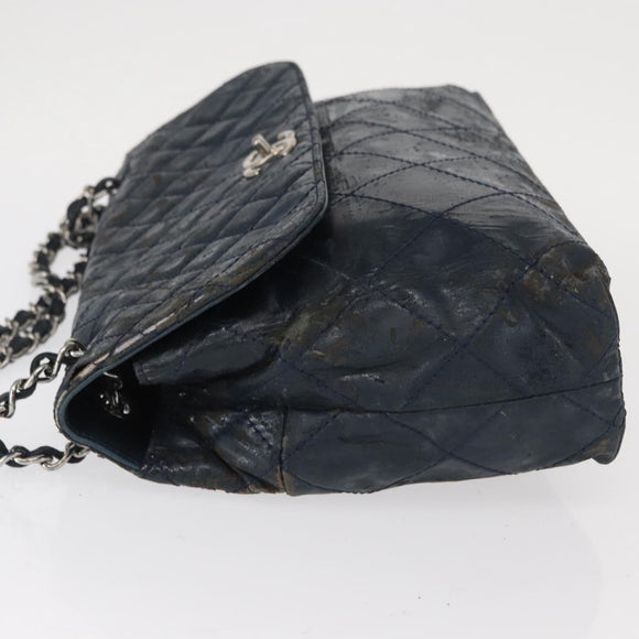 CHANEL Matelasse Chain Shoulder Bag Patent leather Navy Silver CC Auth 158096