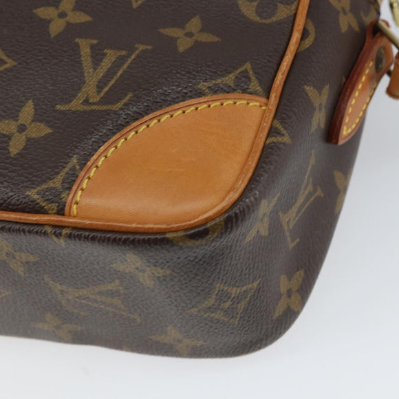 LOUIS VUITTON Monogram Trocadero 27 Shoulder Bag M51274 LV Auth 158258