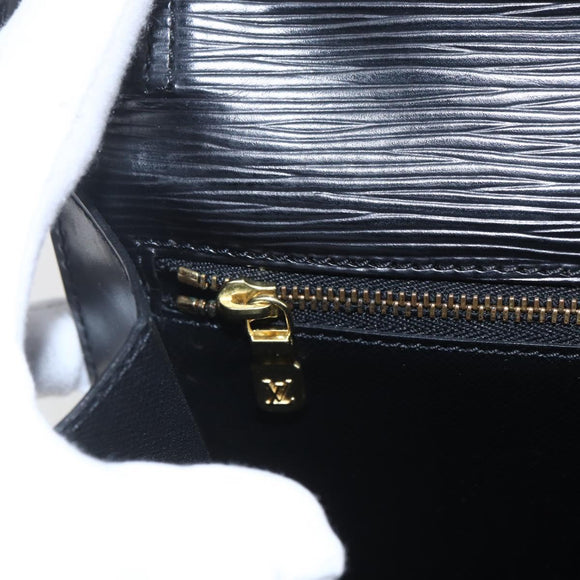 LOUIS VUITTON Epi Serie Dragonne Clutch Bag Black Noir M52612 LV Auth 158267