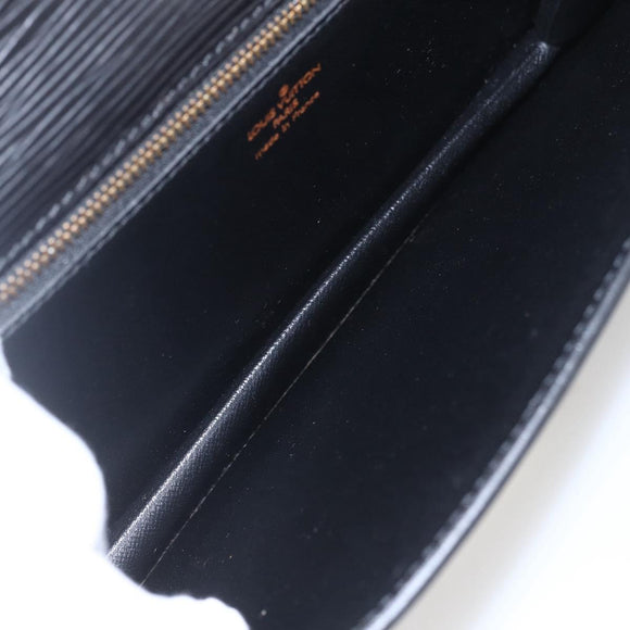 LOUIS VUITTON Epi Serie Dragonne Clutch Bag Black Noir M52612 LV Auth 158267