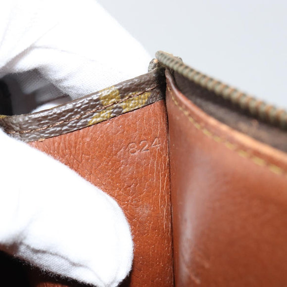 LOUIS VUITTON Monogram Posh Documents Clutch Bag M53456 LV Auth 158340