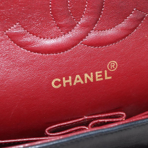 CHANEL Matelasse 25 Double Flap Chain Bag Lamb Skin Navy Gold CC Auth 158358SAV