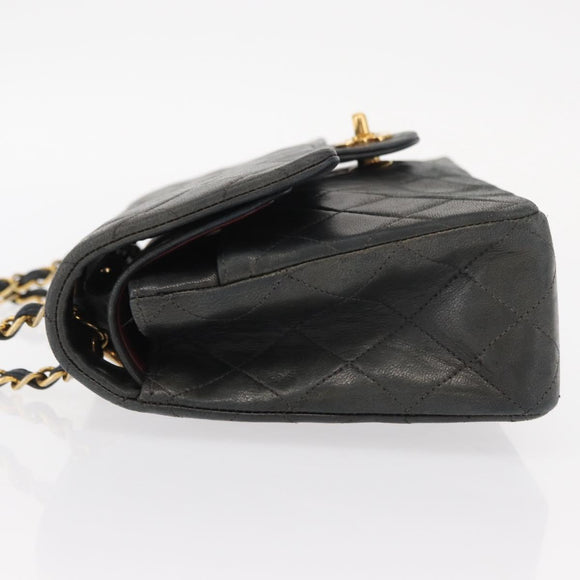 CHANEL Matelasse 25 Double Flap Chain Bag Lamb Skin Navy Gold CC Auth 158358SAV