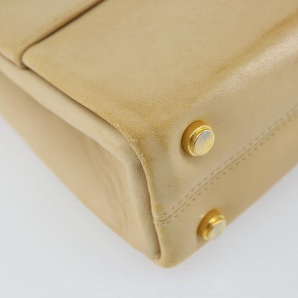 Salvatore Ferragamo Chain Hand Bag Leather Beige Gold Auth 158714