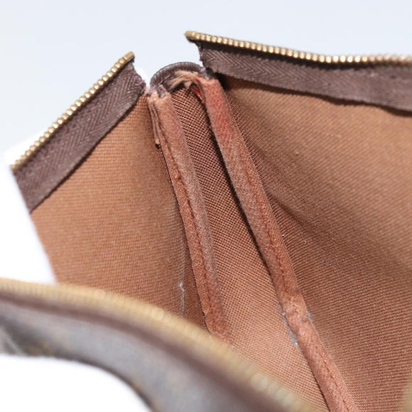 LOUIS VUITTON Monogram Pochette Accessoires Pouch M51980 LV Auth 158774