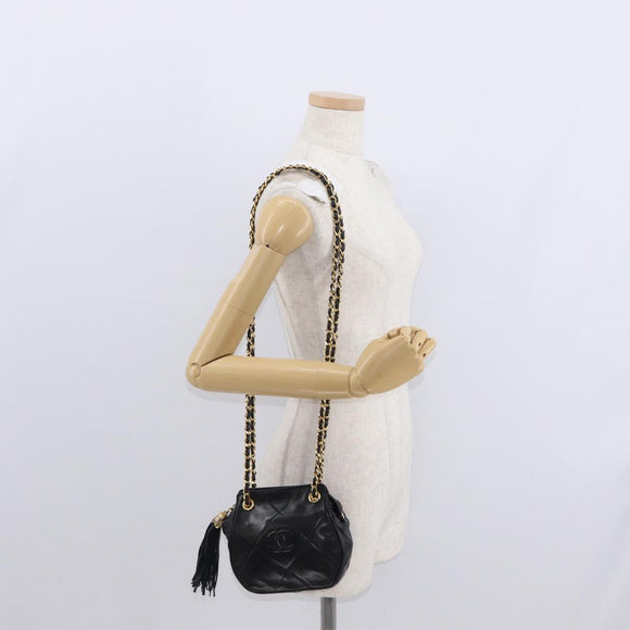 CHANEL Chain Matelasse Shoulder Bag Lamb Skin Black Gold CC Auth 158859V