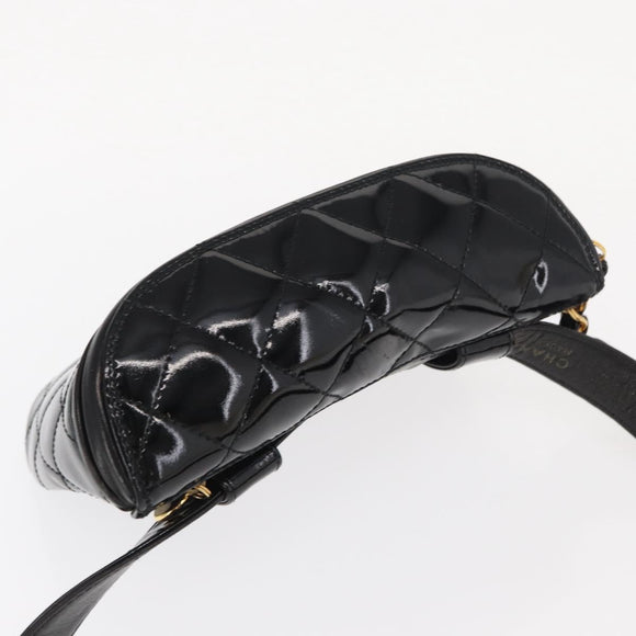 CHANEL Matelasse Waist bag Patent leather Black Gold CC Auth 158866SAV