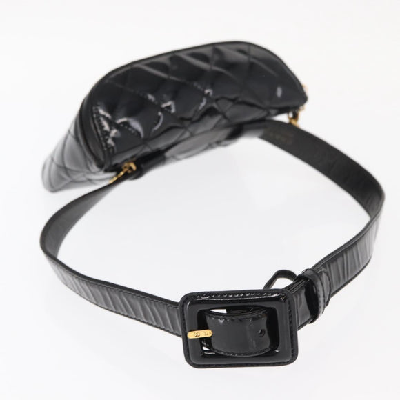 CHANEL Matelasse Waist bag Patent leather Black Gold CC Auth 158866SAV