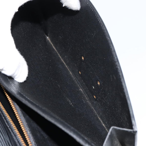 LOUIS VUITTON Epi Serie Dragonne Clutch Bag Black Noir M52612 LV Auth 159042