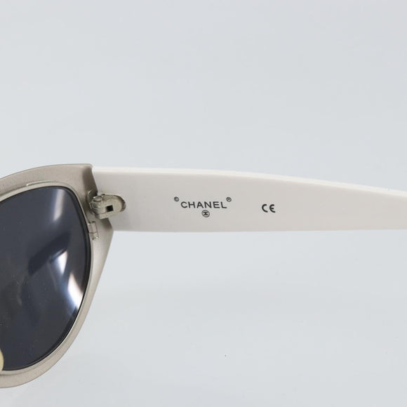 CHANEL Sunglasses plastic White CC Auth 159068