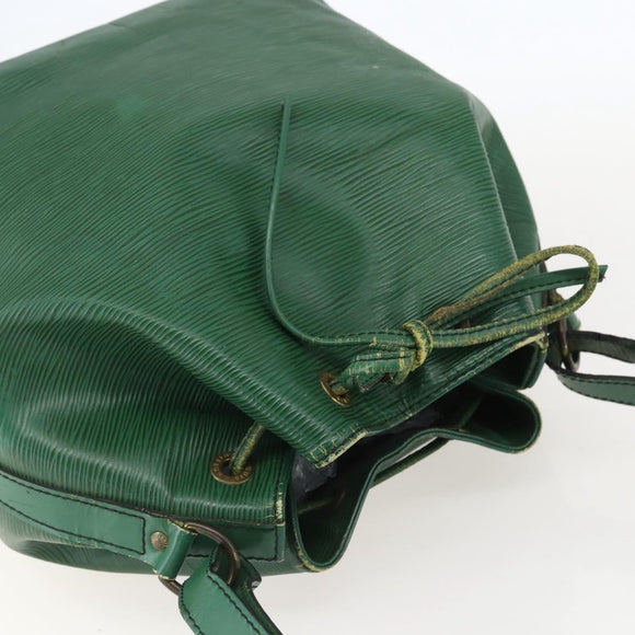 LOUIS VUITTON Epi Petit Noe Shoulder Bag Green M44104 LV Auth 159220