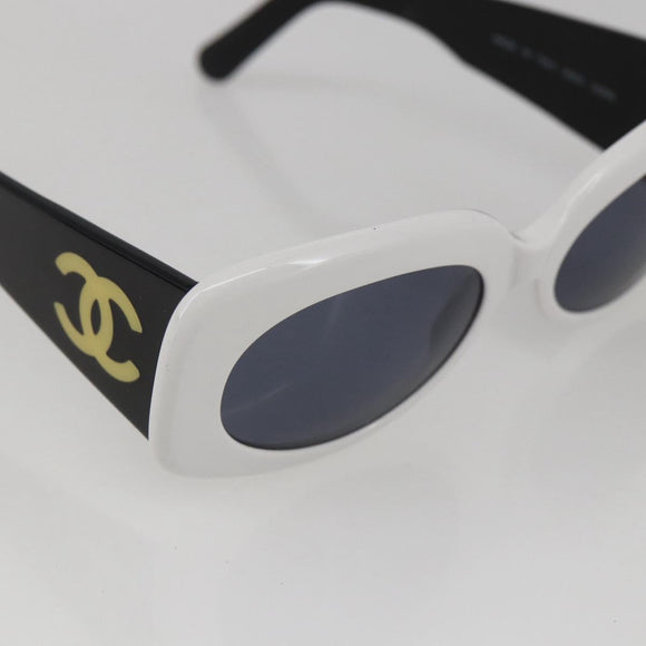 CHANEL Sunglasses plastic White CC Auth 159462