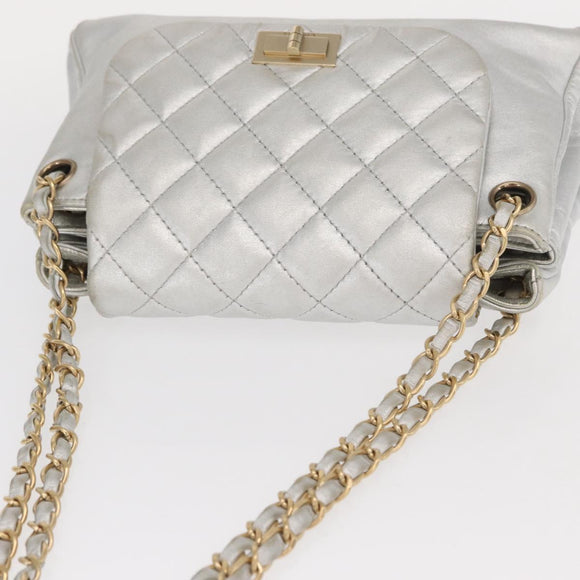 CHANEL 2.55 Matelasse Chain Shoulder Bag Calf Skin Silver Gold CC Auth 159583