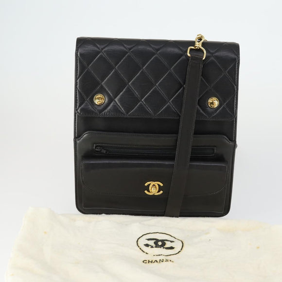 CHANEL Matelasse Ketting Schoudertas Lamsleer Zwart Goud CC Auth 159827SAV