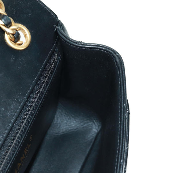 CHANEL Matelasse Chain Shoulder Bag Lamb Skin Black Gold CC Auth 159919SAM