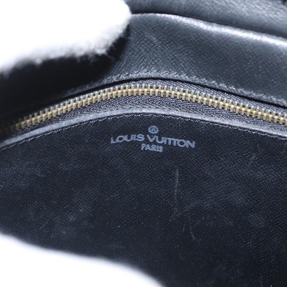 LOUIS VUITTON Epi Jeune Fille MM Shoulder Bag Black M52152 LV Auth 160180