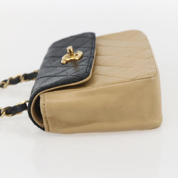CHANEL Matelasse Chain Shoulder Bag Lamb Skin Beige Black CC Auth 160250