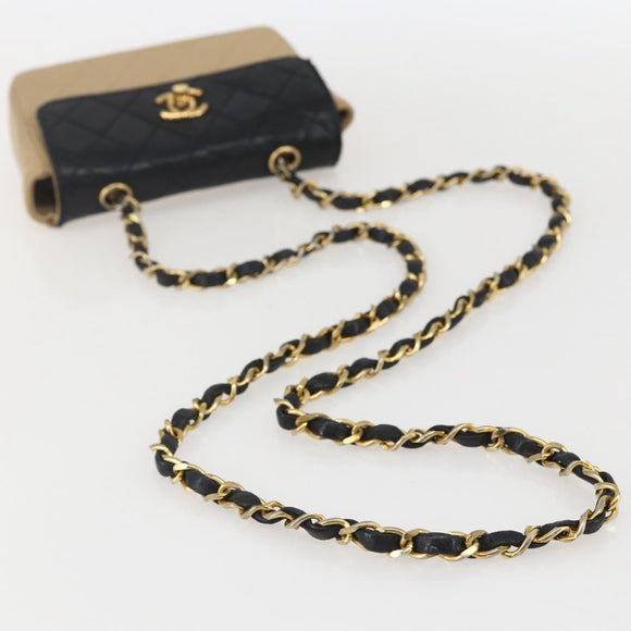 CHANEL Matelasse Chain Shoulder Bag Lamb Skin Beige Black CC Auth 160250